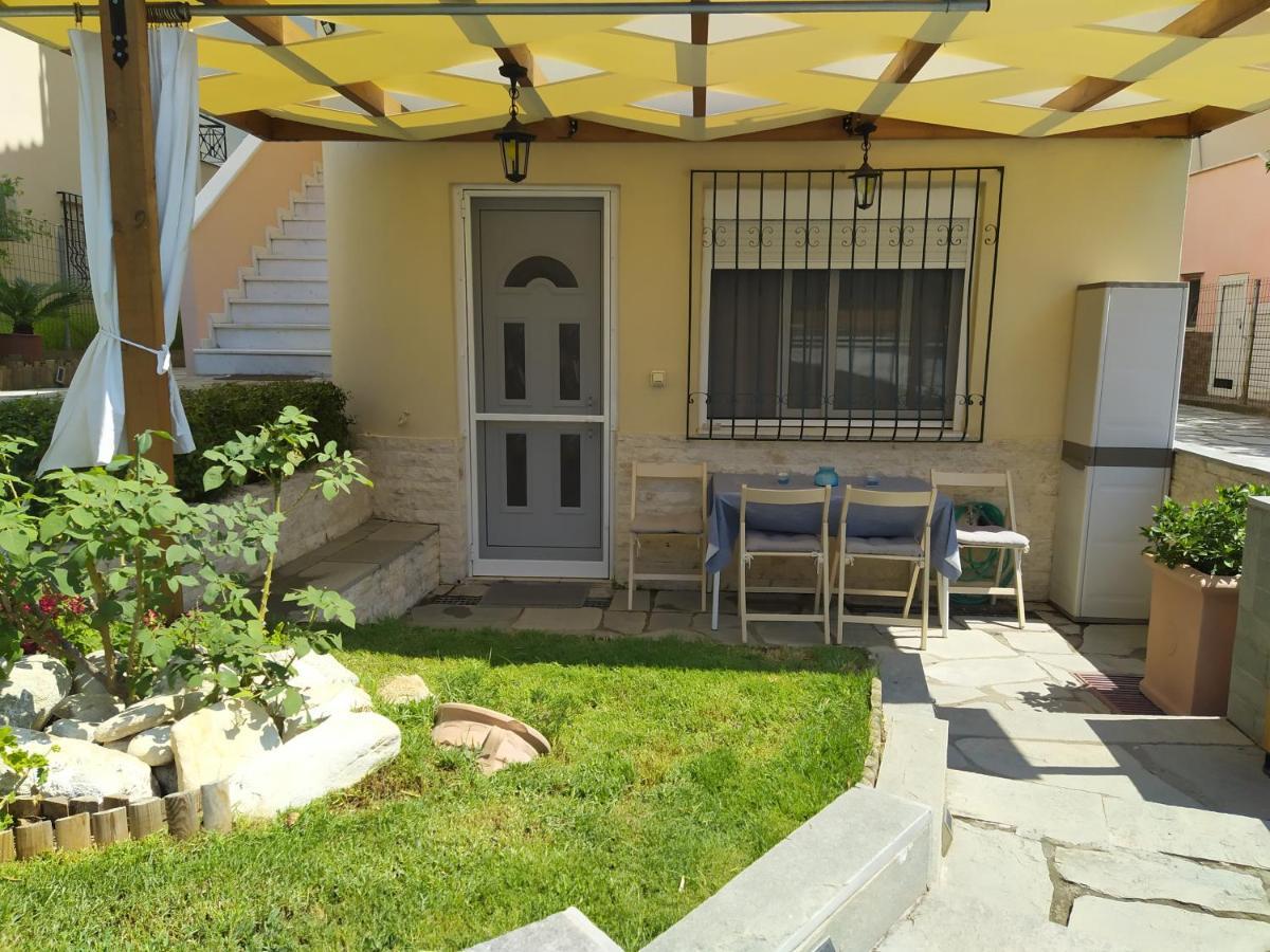 Amalia Bay Villa Nea Iraklitsa Exterior photo