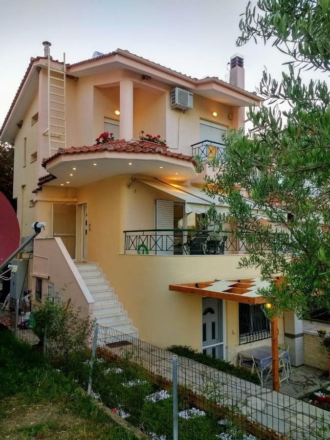 Amalia Bay Villa Nea Iraklitsa Exterior photo